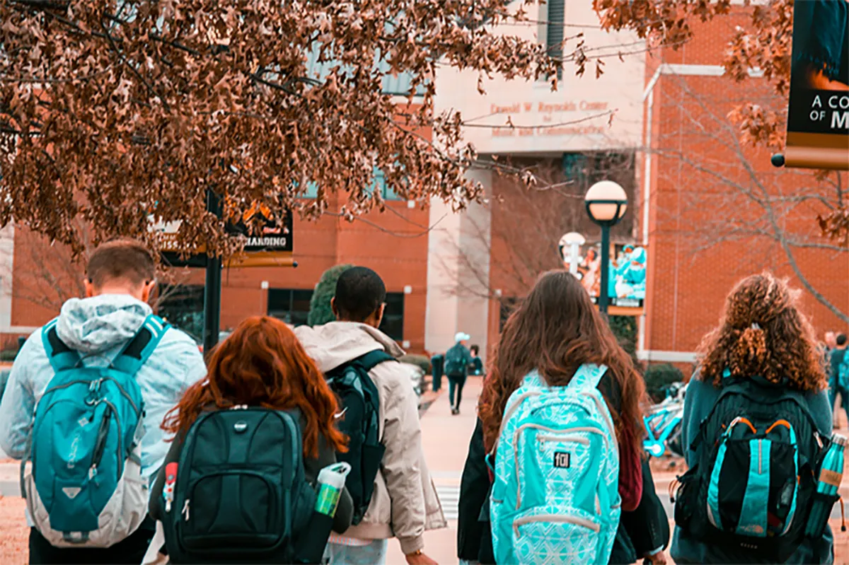 Factors to Consider Before Choosing a College in Kuwait