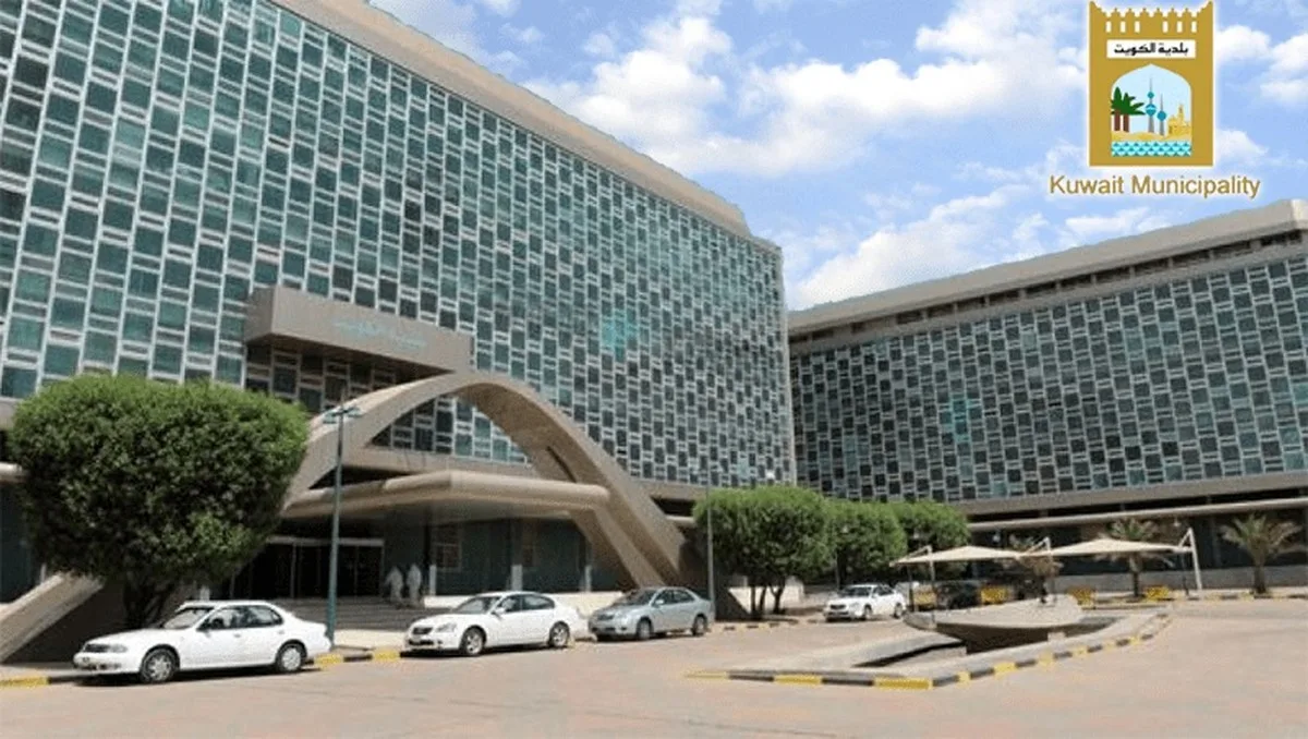 Kuwait Municipality urges compliance with safety standards in construction