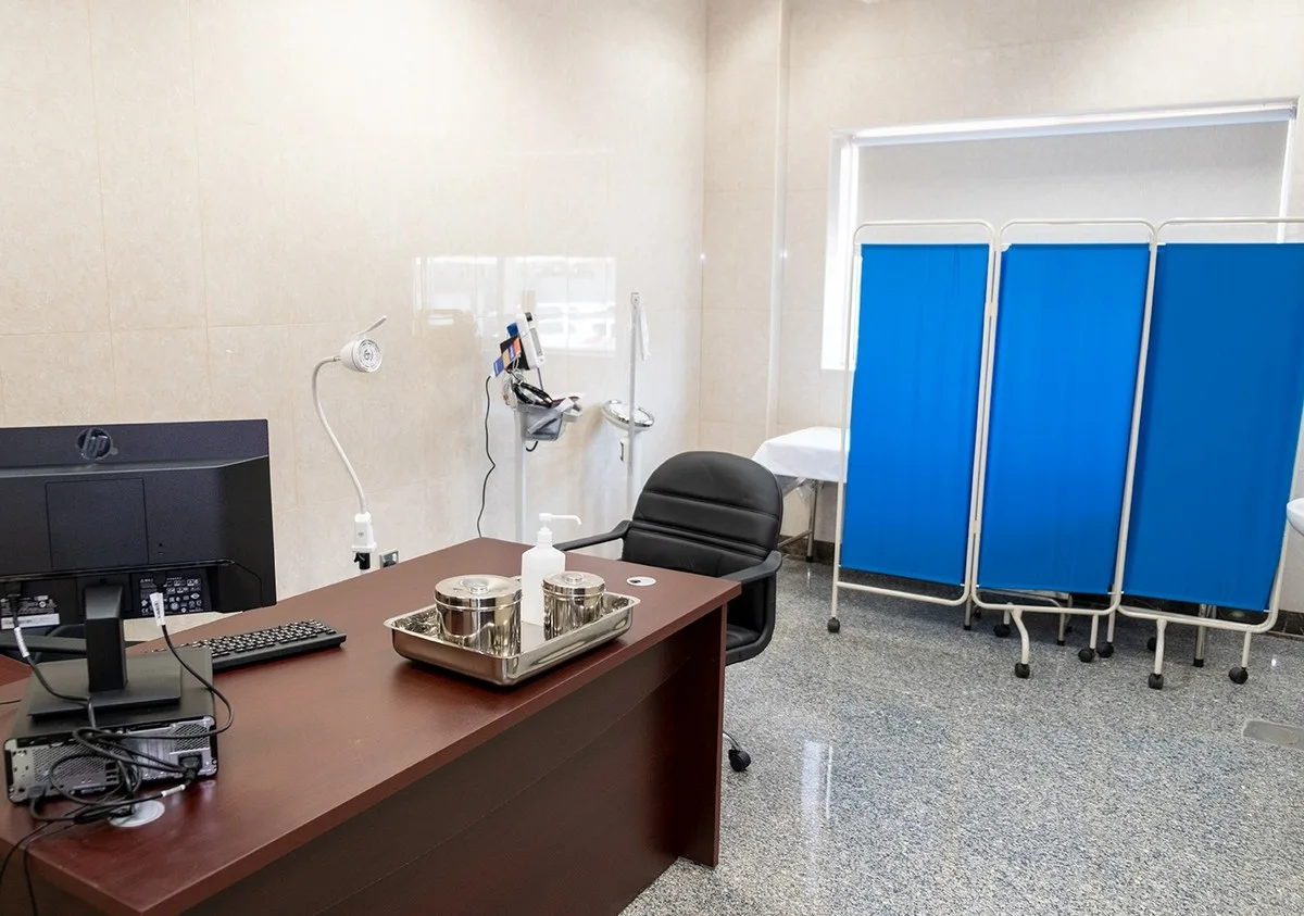 Visitors keep away ... no med care at Kuwait gov’t hospitals, clinics
