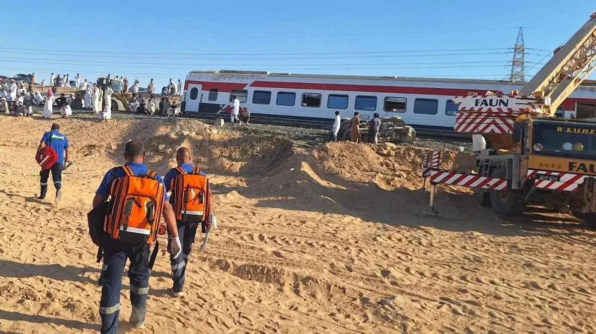 Passenger train derails in Egypt, killing at least 3 and injuring 94