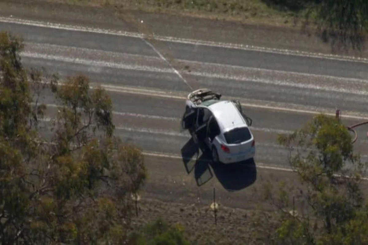 2 killed in collision involving stolen car in eastern Australia