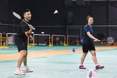 回归国家队的陈炳橓已经和新混双搭档萧紫萱训练了两周。-摘自网络- 回归国家队的陈炳橓已经和新混双搭档萧紫萱训练了两周。-摘自网络-