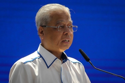 依斯迈沙比里说,若重施MCO和封锁经济领域,势必会让刚回归生活的人民负担加重。-Yusof Mat Isa摄- 依斯迈沙比里说,若重施MCO和封锁经济领域,势必会让刚回归生活的人民负担加重。-Yusof Mat Isa摄-