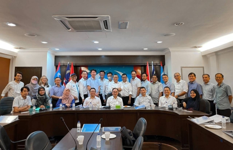 公正党新任领导层是于昨晚召开中央理事会议,议决委任赛弗丁等人。-图摘自公正党脸书- 公正党新任领导层是于昨晚召开中央理事会议,议决委任赛弗丁等人。-图摘自公正党脸书-