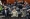 反跳槽法案在国会下议院三读通过，依斯迈沙比里（右）感谢朝野及独立议员。-马新社-
