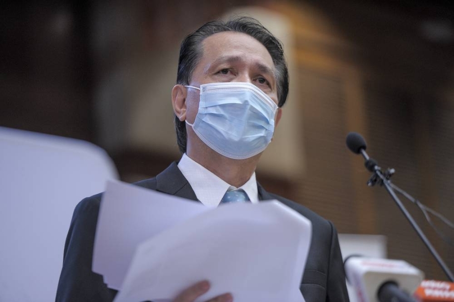 诺希山表示,药物管制局迄今已批准辉瑞及科兴疫苗供12岁及以上群体接种。-Shafwan Zaidon摄- 诺希山表示,药物管制局迄今已批准辉瑞及科兴疫苗供12岁及以上群体接种。-Shafwan Zaidon摄-