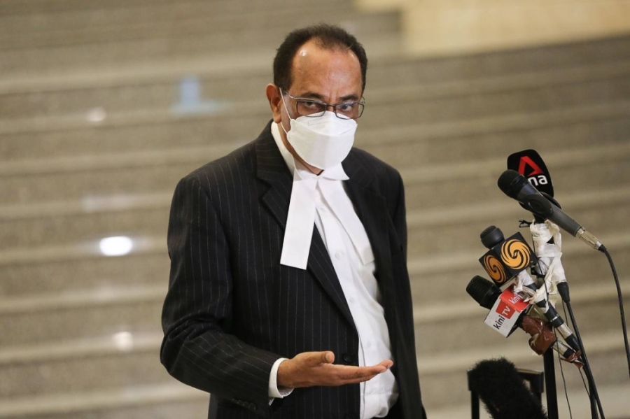 主控官西淡巴兰(图)表示,纳吉所谓的新证据,根本是道听途说的事。-Yusof Mat Isa摄- 主控官西淡巴兰(图)表示,纳吉所谓的新证据,根本是道听途说的事。-Yusof Mat Isa摄-