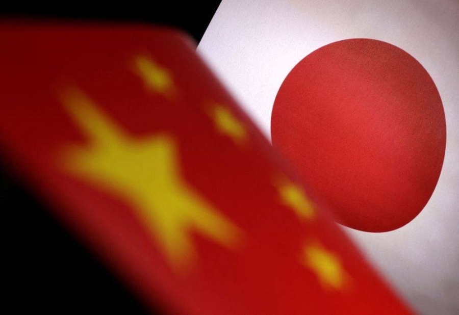《读卖新闻》指,日本考虑部署1000枚长程巡航导弹,以增强对中国的反击能力。-路透社- 《读卖新闻》指,日本考虑部署1000枚长程巡航导弹,以增强对中国的反击能力。-路透社-