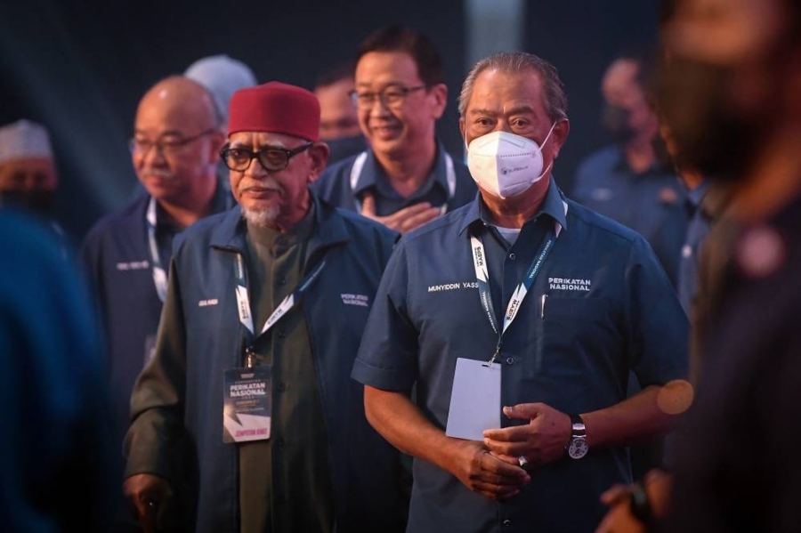 慕尤丁猜测,10月7日提呈财案后,不会有辩论,因为国会恐怕隔天就解散了。-马新社- 慕尤丁猜测,10月7日提呈财案后,不会有辩论,因为国会恐怕隔天就解散了。-马新社-