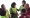 网传一名穿着印有“马六甲排球队”字眼衣服的男子掌掴两名少女的视频，该名男子相信是少女的教练。-图取自视频-