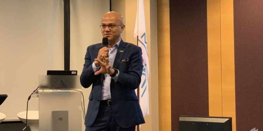 通讯及数码部长法米已经委任阿尔依沙为通讯及数码顾问,即日生效。-图摘自Soya Cincau- 通讯及数码部长法米已经委任阿尔依沙为通讯及数码顾问,即日生效。-图摘自Soya Cincau-