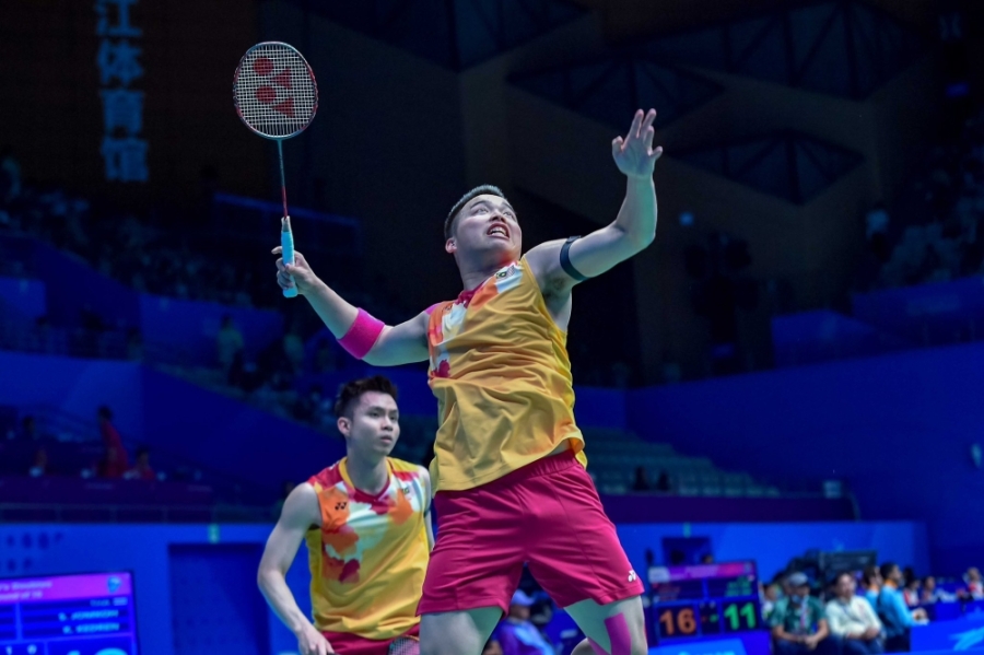 谢定峰/苏伟译成为周四在杭州亚运会8强作战的五组大马球员中,唯一一组成功杀进半决赛的“全村希望”!-摘自大马奥理会推特- 谢定峰/苏伟译成为周四在杭州亚运会8强作战的五组大马球员中,唯一一组成功杀进半决赛的“全村希望”!-摘自大马奥理会推特-