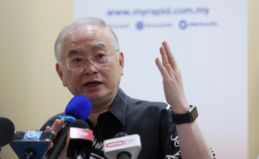 魏家祥表示,首相有权邀请任何政党加盟他领导的政府,且有权组阁或更换任何阁员。-马新社- 魏家祥表示,首相有权邀请任何政党加盟他领导的政府,且有权组阁或更换任何阁员。-马新社-