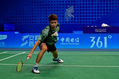 黄智勇豪夺对台湾一哥周天成的交手二连胜挺进8强,将硬撼中国赛会4号种子陆光祖。-摘自大马奥理会推特- 黄智勇豪夺对台湾一哥周天成的交手二连胜挺进8强,将硬撼中国赛会4号种子陆光祖。-摘自大马奥理会推特-