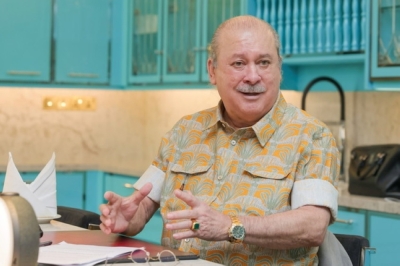 柔佛苏丹提醒州内基层至高阶公务员都必须量入为出,以避免州内公务员涉贪。-马新社- 柔佛苏丹提醒州内基层至高阶公务员都必须量入为出,以避免州内公务员涉贪。-马新社-