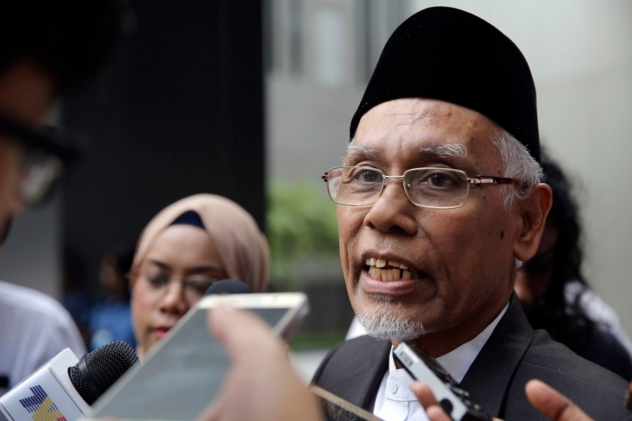 旺沙林认为,非穆斯林有自由售卖非清真的椰浆饭和扁担饭给非穆斯林。-Yusof Mat Isa摄- 旺沙林认为,非穆斯林有自由售卖非清真的椰浆饭和扁担饭给非穆斯林。-Yusof Mat Isa摄-