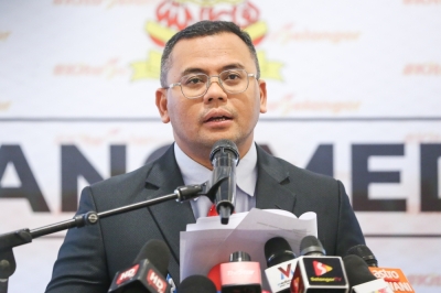 阿米鲁丁说,在水费调涨后,州政府会承担人民需要额外支付的费用。-Yusof Mat Isa摄- 阿米鲁丁说,在水费调涨后,州政府会承担人民需要额外支付的费用。-Yusof Mat Isa摄-