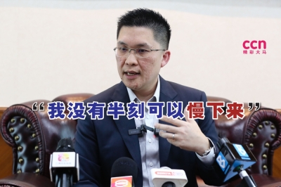 黄家和说,他担任副教长后,完全没有半刻可以慢下来的,而是要尽快熟悉教育部内部运作。-Yusof Mat Isa摄- 黄家和说,他担任副教长后,完全没有半刻可以慢下来的,而是要尽快熟悉教育部内部运作。-Yusof Mat Isa摄-
