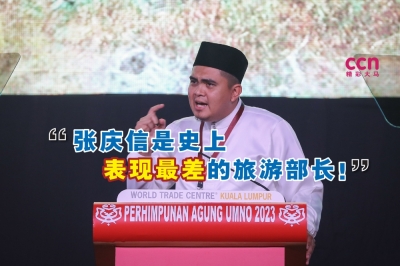 阿克马认为,张庆信是史上表现最差的旅游部长。-Yusof Mat Isa摄 - 阿克马认为,张庆信是史上表现最差的旅游部长。-Yusof Mat Isa摄 -