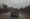 载着乌克兰军人的军车，行驶在乌克兰东部顿涅茨克地区关键战场恰索夫亚尔镇（Chasiv Yar）附近的路上。-法新社-