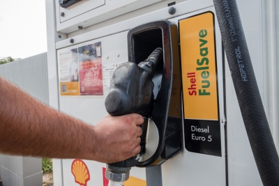 政府将在目标式柴油补贴措施之后落实柴油价格自由浮动机制,以杜绝日益猖獗的燃油补贴纰漏。-Raymond Manuel摄- 政府将在目标式柴油补贴措施之后落实柴油价格自由浮动机制,以杜绝日益猖獗的燃油补贴纰漏。-Raymond Manuel摄-