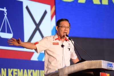 林冠英坚称,他已向行动党的部长求证和确认,最高决策层从未讨论过伊党加入联合政府。-KE Ooi摄- 林冠英坚称,他已向行动党的部长求证和确认,最高决策层从未讨论过伊党加入联合政府。-KE Ooi摄-