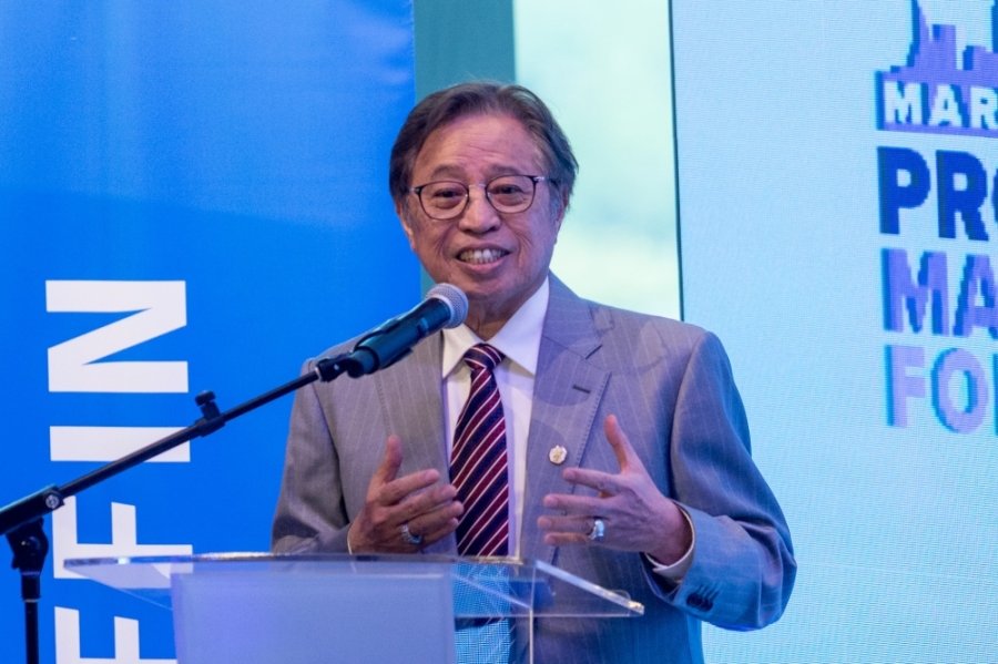 阿邦佐哈里说,州政府希望通过提升教育,培养更多人才,以促进州内经济。-Firdaus Latif摄- 阿邦佐哈里说,州政府希望通过提升教育,培养更多人才,以促进州内经济。-Firdaus Latif摄-