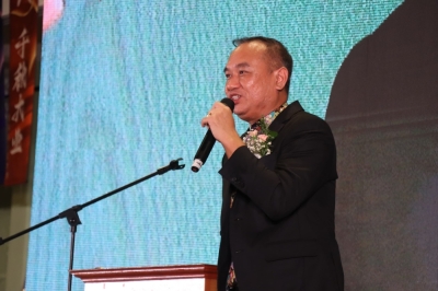 雷健强说,智明华小董事会在邀请他出席活动时,没有告知活动与酒商有关。-图取自雷健强脸书- 雷健强说,智明华小董事会在邀请他出席活动时,没有告知活动与酒商有关。-图取自雷健强脸书-