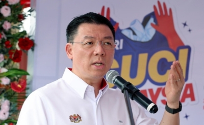 倪可敏认为,只要人民有清洁卫生意识,我国也能像日本、新加坡那样干净。-马新社- 倪可敏认为,只要人民有清洁卫生意识,我国也能像日本、新加坡那样干净。-马新社-