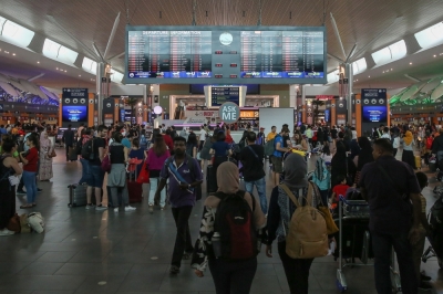 配合习近平拜访我国,吉隆坡国际机场第二航厦将全面封路。-Yusof Mat Isa摄- 配合习近平拜访我国,吉隆坡国际机场第二航厦将全面封路。-Yusof Mat Isa摄-