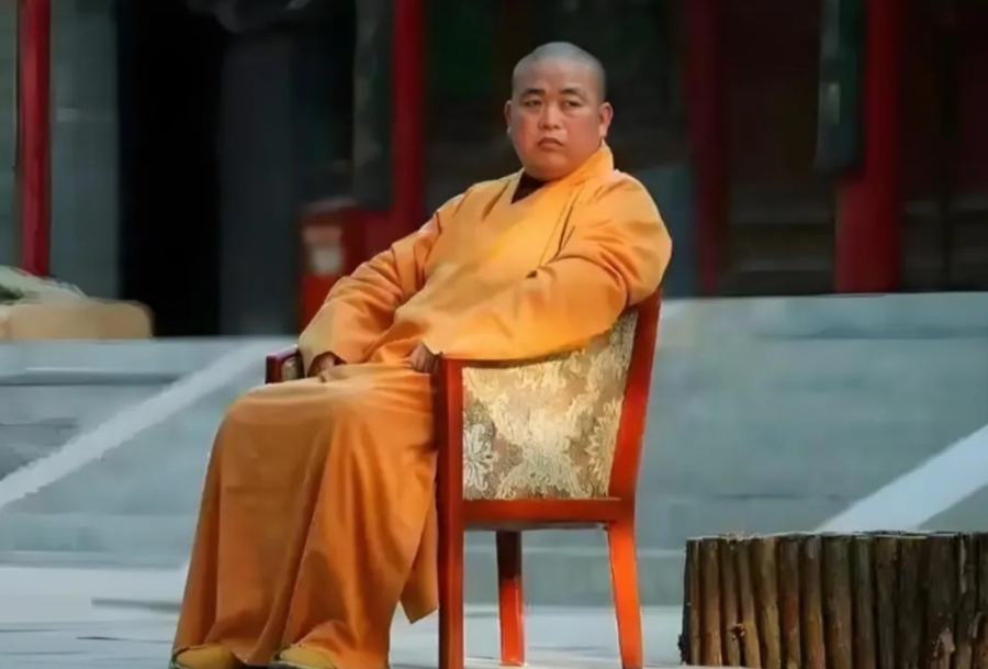 少林寺住持释永信涉嫌刑事犯罪,正接受多部门联合调查。-图取自网络- 少林寺住持释永信涉嫌刑事犯罪,正接受多部门联合调查。-图取自网络-