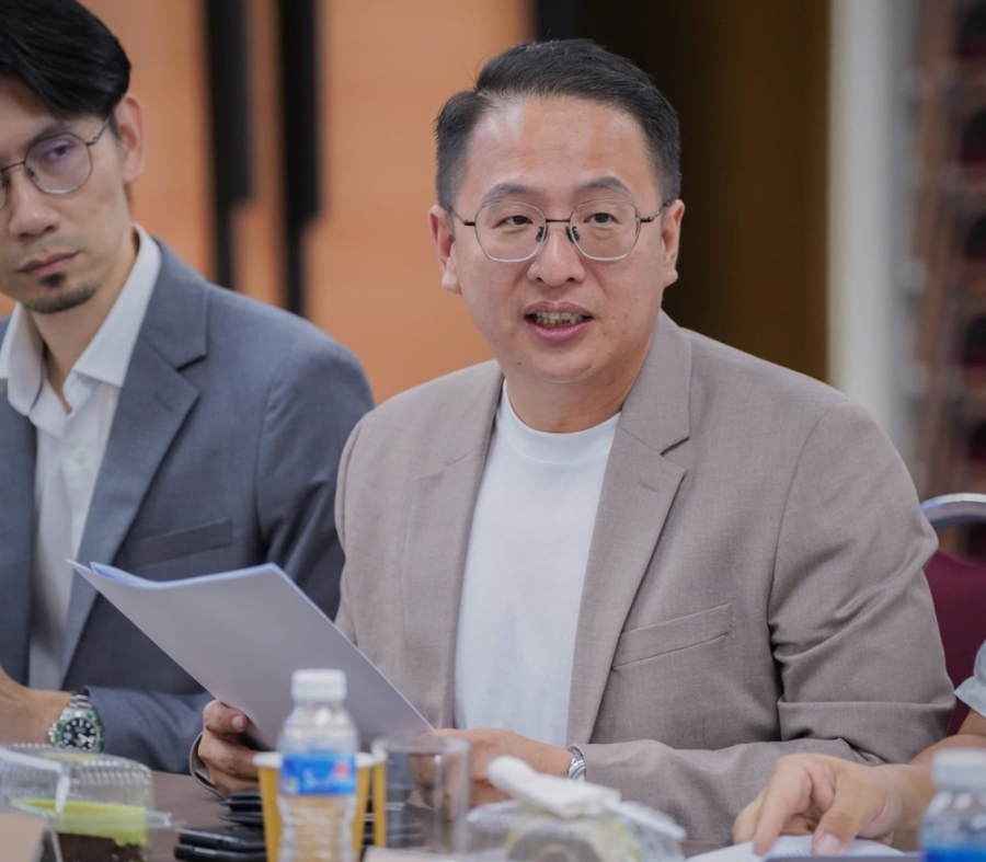 李国成说,政府必须针对奖助学金是否被征SST课题,发出证实文件来厘清,以解除各界的疑虑。 李国成说,政府必须针对奖助学金是否被征SST课题,发出证实文件来厘清,以解除各界的疑虑。