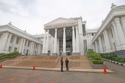 亚庇高庭宣判,联邦政府没有支付40%净税收分成给沙巴,已经违宪。-马新社- 亚庇高庭宣判,联邦政府没有支付40%净税收分成给沙巴,已经违宪。-马新社-