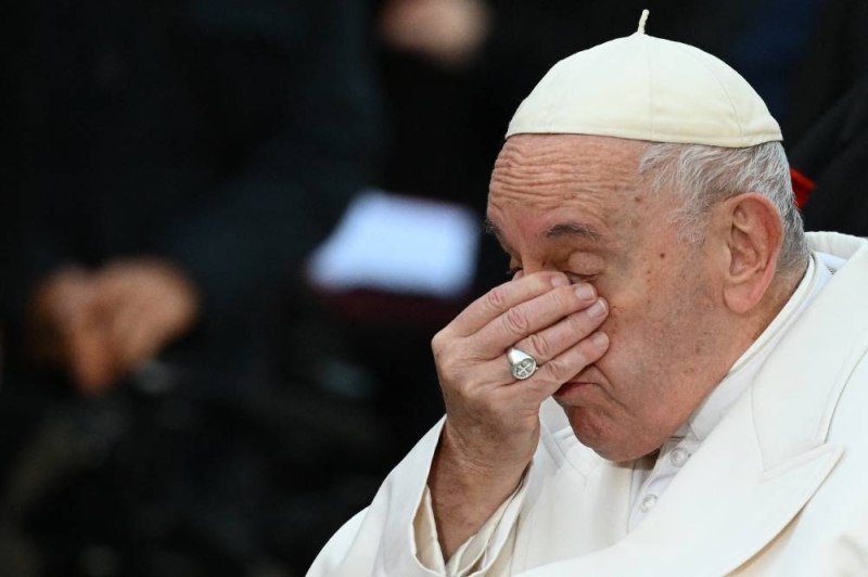 Pope Francis weeps for the war affecting Ukraine / AFP.