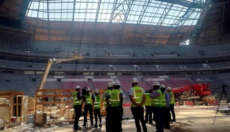 Qatar stadium workers face human rights violations / AFP