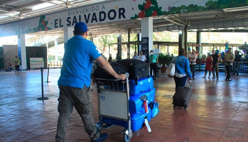 Most of the tourists visiting El Salvador are from the United States, Guatemala and Honduras.  /DEM