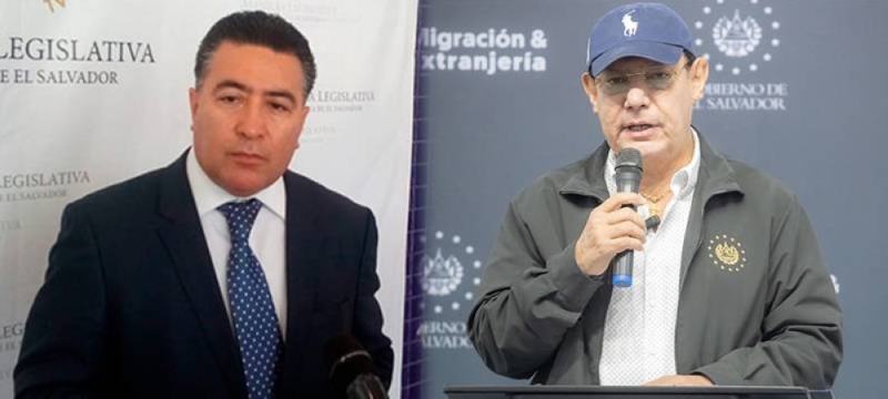 Rene Portillo Cuadra, head of the arena faction, with immigration director Ricardo Cucarón on the right.