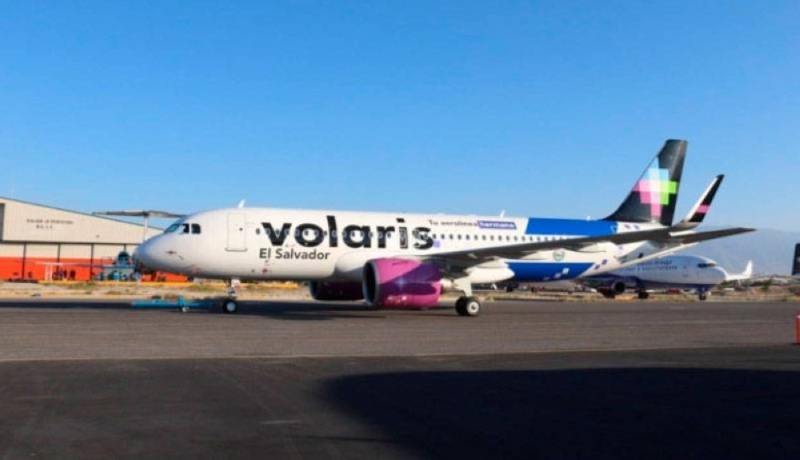 Volaris operated in El Salvador through a subsidiary in Costa Rica.  It connects with 12 routes, 7 of which are within the United States and 5 within the region.
