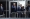 El expresidente estadounidense Donald Trump (centro) regresa de su pausa para almorzar mientras asiste a su juicio por supuestamente encubrir pagos de silencio relacionados con relaciones extramatrimoniales, en el Tribunal Penal de Manhattan, en la ciudad de Nueva York, el 18 de abril de 2024. /Foto de TIMOTHY A. CLARY / PISCINA / AFP