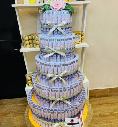 Des billets de dix mille. Ph:DR