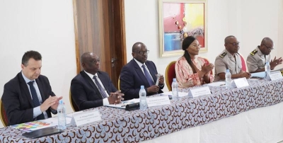 Des autorités lors d'une séance de travail. (Ph: Julien Monsan)