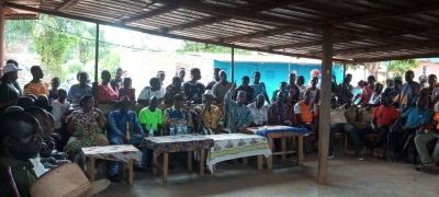 Réunion de crise de l'Autorité Préfectorale, les Notabilités des Villages riverains et des Représentants de l'usine d'exploitation de la mine d'ITY, à OUYATOUO le 30/06/2024