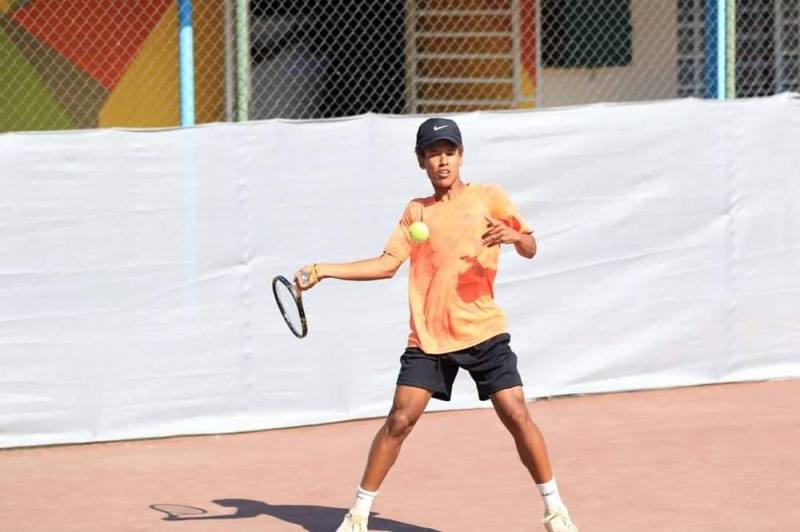 Denzel Seetso.