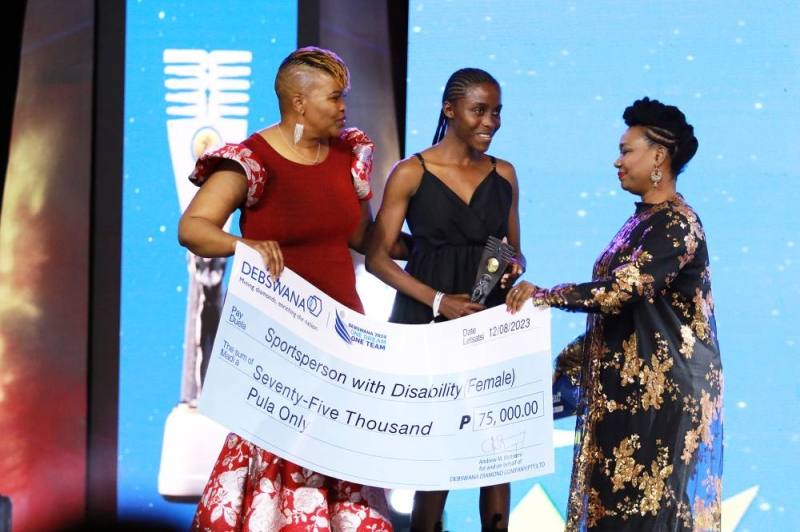 DESERVING WINNERS...Debswana's sponsorship of the Sportsman with Disability award, was won by Theo Nkele, while the Sportswoman with Disability award was claimed by Neo Gabontshwe.