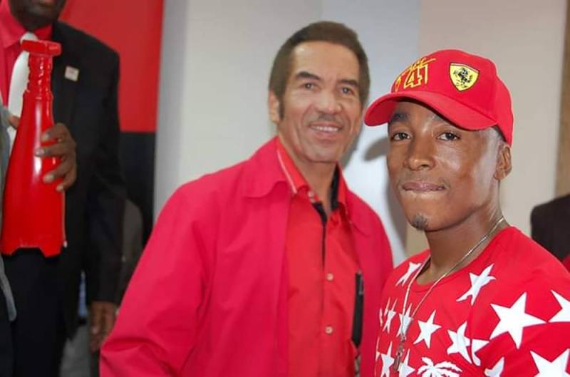 Andrew Keatlholetswe with Khama