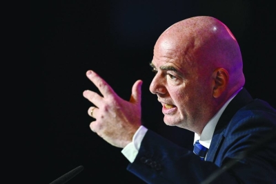  Infantino addresses the press conference 
