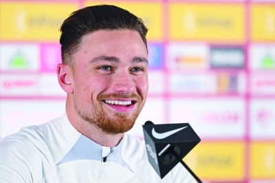 المدافع البولندي ماثيو كاش ينظر إليه خلال مؤتمر صحفي قبل بطولة كأس العالم لكرة القدم قطر 2022 في الخراطيات في 19 نوفمبر 2022 في الدوحة. (تصوير فابريس كوفريني / وكالة الصحافة الفرنسية) المدافع البولندي ماثيو كاش ينظر إليه خلال مؤتمر صحفي قبل بطولة كأس العالم لكرة القدم قطر 2022 في الخراطيات في 19 نوفمبر 2022 في الدوحة. (تصوير فابريس كوفريني / وكالة الصحافة الفرنسية)