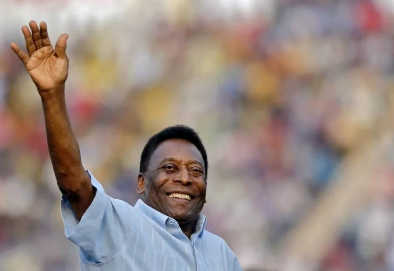 Legendary Brazilian soccer player Pele waves to the spectators before the start of under-17 boys&#039; final soccer match of Subroto Cup tournament at Ambedkar stadium in New Delhi, India, October 16, 2015. AFP