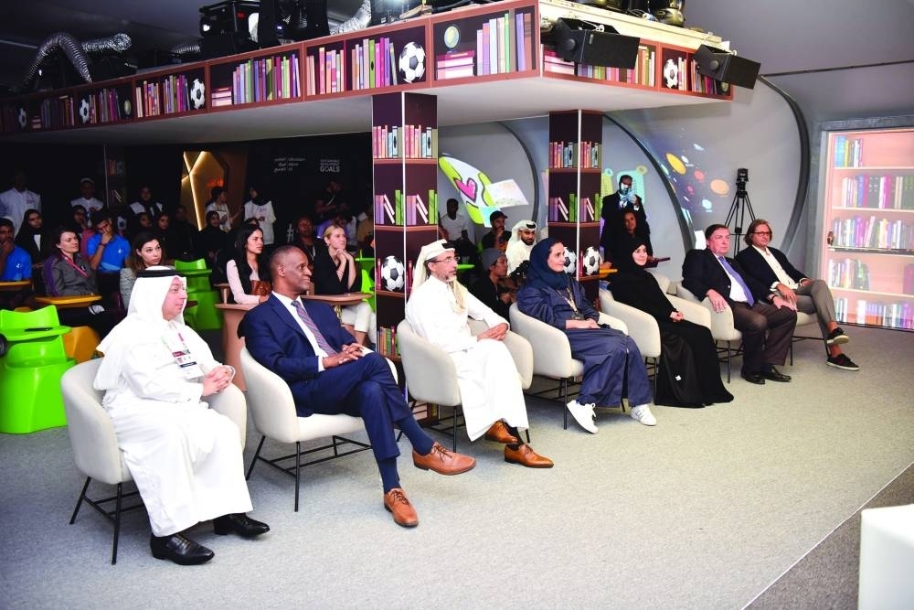 HE Sheikha Al Mayassa bint Hamad bin Khalifa al-Thani with other dignitaries at the event.