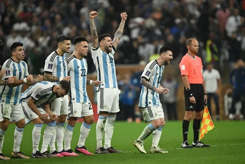 Argentina&#039;s Lionel Messi and teammates celebrate 